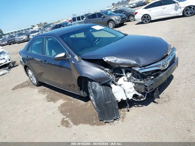 TOYOTA CAMRY 2014