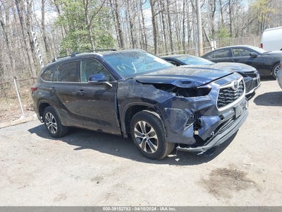 TOYOTA HIGHLANDER 2022