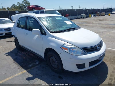 NISSAN VERSA 2011