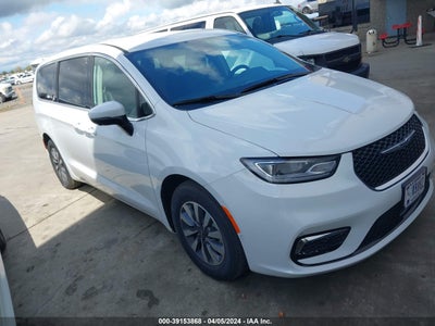 Chrysler Pacifica 2023