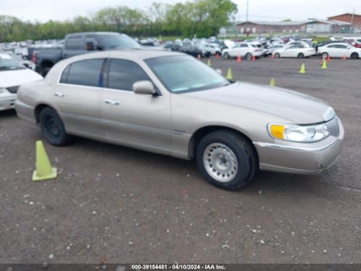 Lincoln Town car 2000