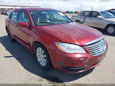 CHRYSLER 200 2013