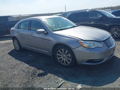 CHRYSLER 200 2013