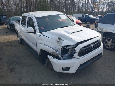 TOYOTA TACOMA 2015