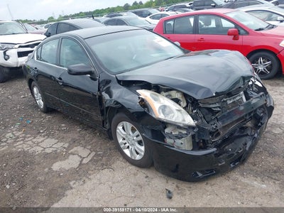 Nissan Altima 2012