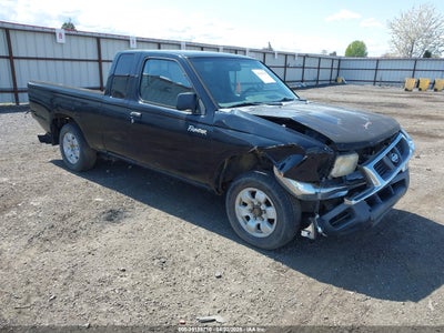 NISSAN FRONTIER 2000