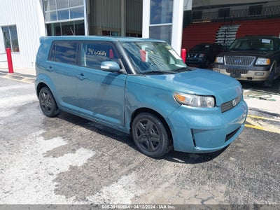 SCION SCION XB 2010
