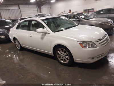 Toyota Avalon 2006