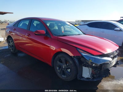 Hyundai Elantra 2023