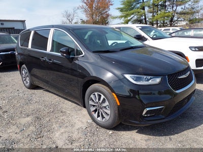 Chrysler Pacifica 2024