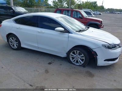 Chrysler 200 2015