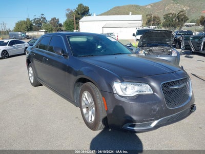 CHRYSLER 300 2015