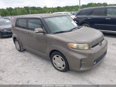 SCION SCION XB 2011