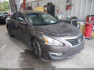 NISSAN ALTIMA 2015