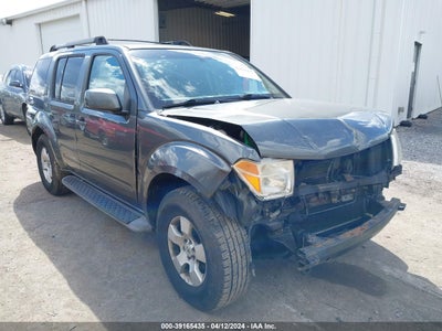 Nissan Pathfinder 2005