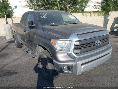 TOYOTA TUNDRA 2015