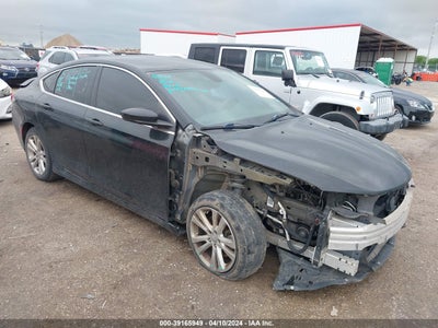 CHRYSLER 200 2015