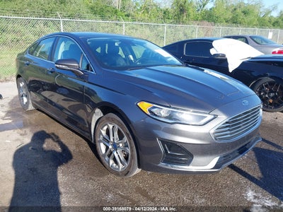 FORD FUSION 2019