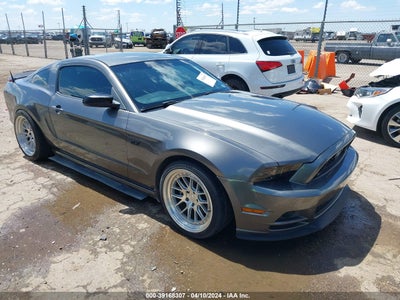 FORD MUSTANG 2014