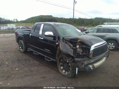 TOYOTA TUNDRA 2012