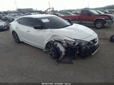 NISSAN MAXIMA 2017