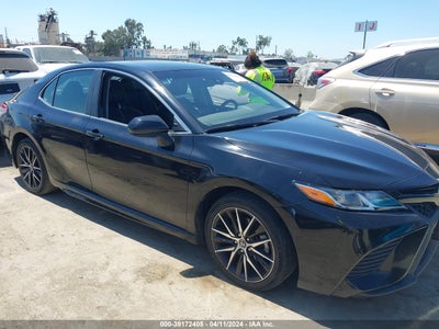 TOYOTA CAMRY 2019