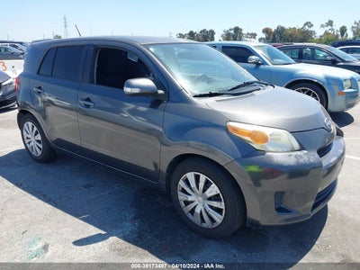 Scion Xd 2011