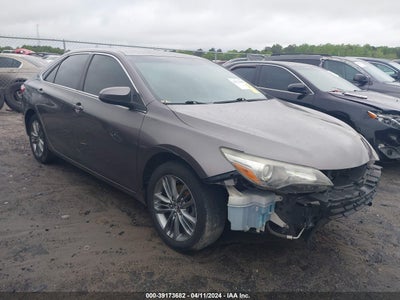 TOYOTA CAMRY 2015
