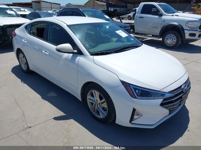 Hyundai Elantra 2019