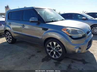 KIA SOUL 2012