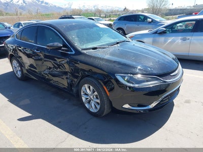 CHRYSLER 200 2015