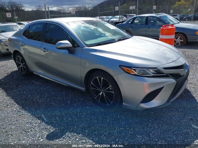 TOYOTA CAMRY 2018