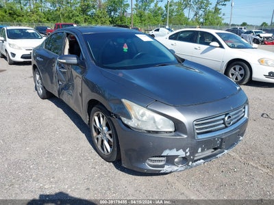 NISSAN MAXIMA 2014