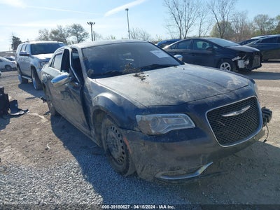 CHRYSLER 300 2019