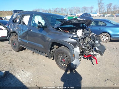 TOYOTA SEQUOIA 2023