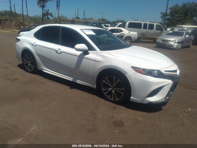 TOYOTA CAMRY 2020