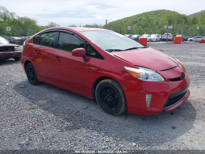 TOYOTA PRIUS 2014