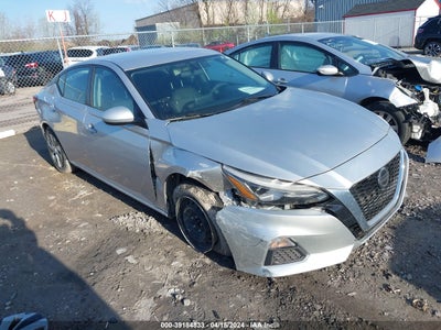 Nissan Altima 2020