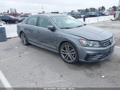 VOLKSWAGEN PASSAT 2017