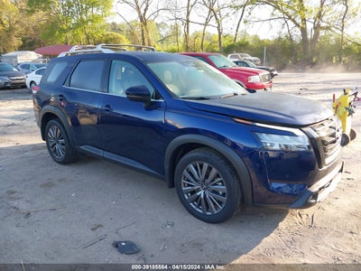 NISSAN PATHFINDER 2024