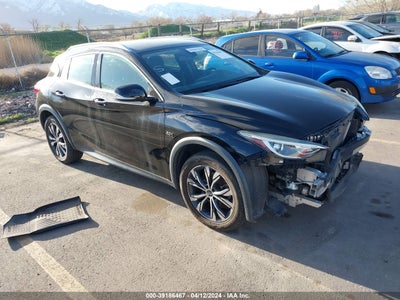 INFINITI QX30 2018