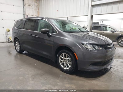 Chrysler Voyager 2023