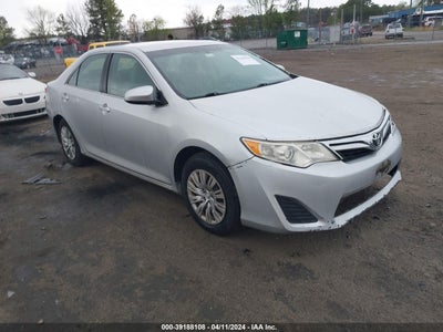 TOYOTA CAMRY 2014