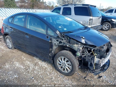 Toyota Prius plug-in 2013