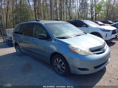 TOYOTA SIENNA 2008