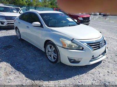 Nissan Altima 2014