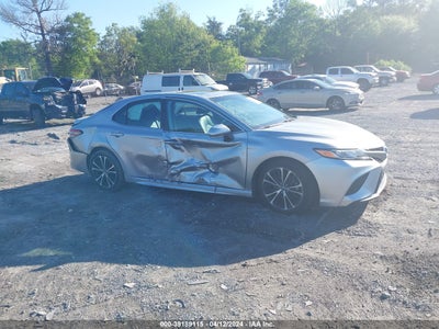 TOYOTA CAMRY 2018