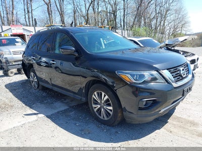 NISSAN PATHFINDER 2017