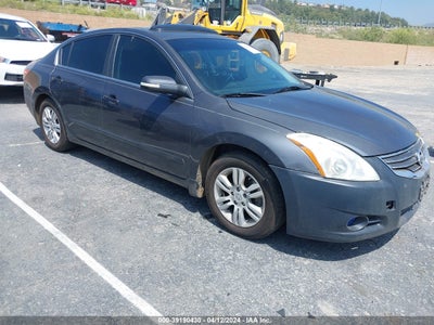 Nissan Altima 2010
