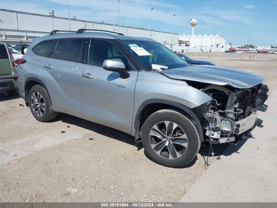 TOYOTA HIGHLANDER 2020